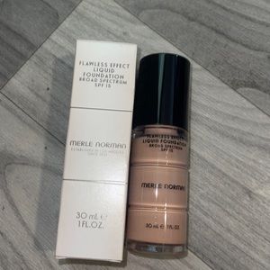 COPY - Flawless effect liquid makeup